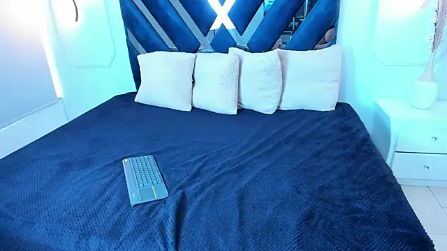 Molly Sweet   online show from April 15, 6:04 pm