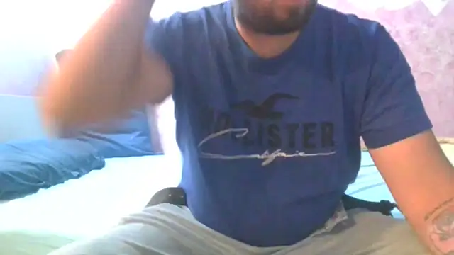 stefanotoma91 online show from April 15, 2:57 pm