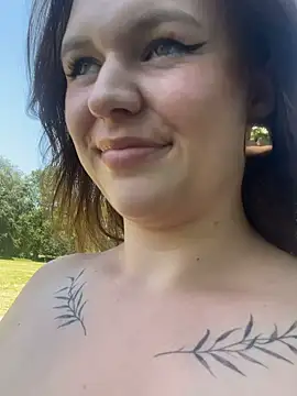 SweetLikaaa online show from June 19, 1:04 pm