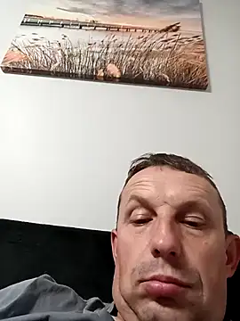 Miro9 online show from June 6, 8:46 pm