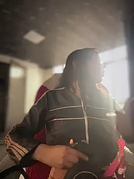 Abby--18 online show from April 16, 1:01 pm