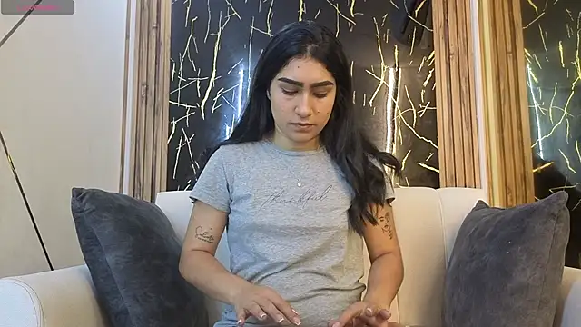 Julianas pm online show from April 15, 5:31 pm