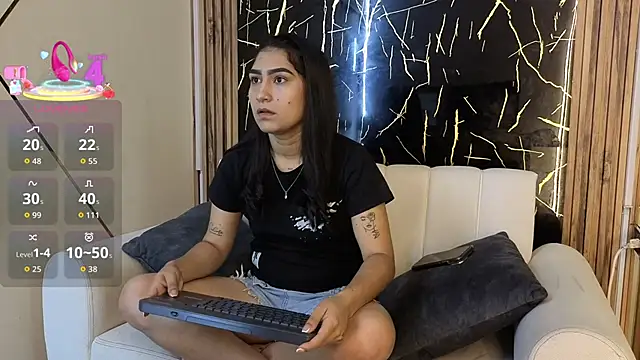 Julianas pm online show from April 17, 5:38 pm