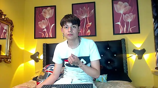 luckk  online show from May 16, 5:04 am