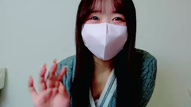 Yuyu xoxo online show from April 18, 5:44 am