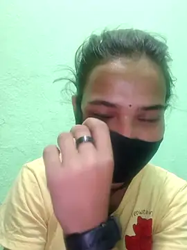 Priya7579 online show from April 18, 3:16 pm