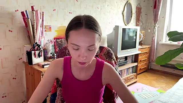 Snapshot of AdriannaBill chatting on June 10, 3:00 pm AdriannaBill online show from June 10, 3:00 pm