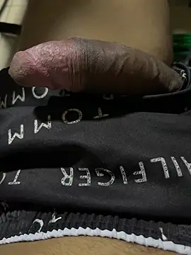 picanervosa04 online show from April 18, 6:06 am