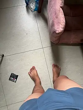 Phong11291 online show from June 4, 9:37 am