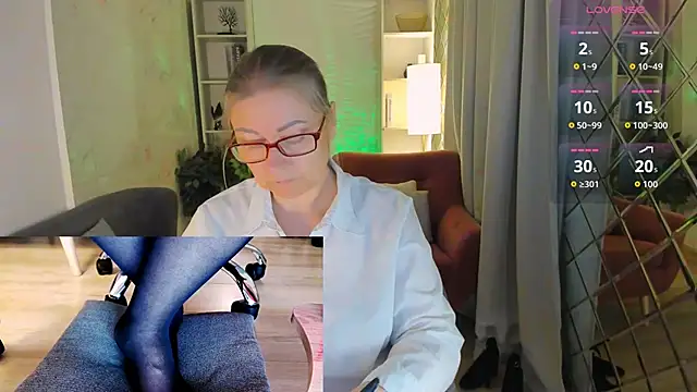 Alexandra Kind online show from June 21, 8:44 pm