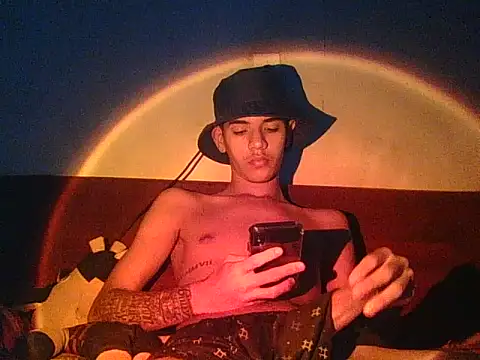 Kisandrel online show from April 22, 2:40 pm