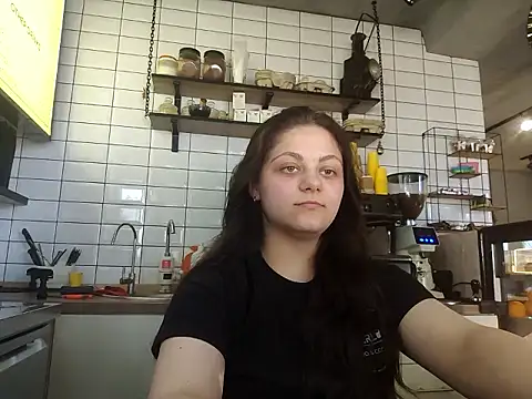 Snapshot of _Mikky_lil_ chatting on May 15, 1:29 pm Mikky lil online show from May 15, 1:29 pm