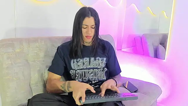 Snapshot of Aohomlester_ chatting on July 20, 1:13 pm Aohomlester online show from July 20, 1:13 pm