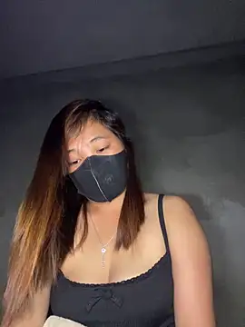 HaNa-mi online show from April 18, 3:49 pm