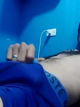 RafaelSartori online show from April 15, 1:18 pm