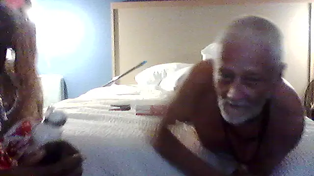 Dicksee Left online show from May 2, 11:43 pm