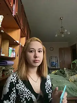 Melissa lissa  online show from April 18, 8:40 am