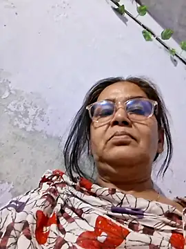 Shalini3456 online show from April 29, 8:29 am