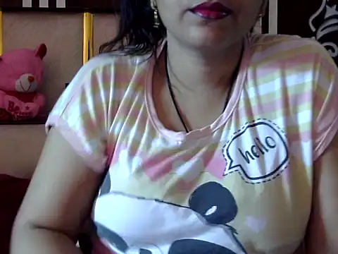 Snapshot of Sexy_Mahekk chatting on June 2, 11:01 am Sexy Mahekk online show from June 2, 11:01 am