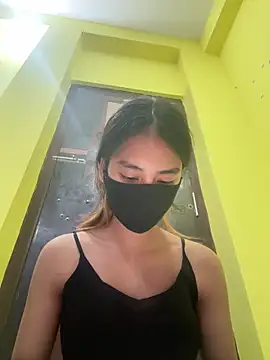 Liza-school online show from April 16, 6:30 pm