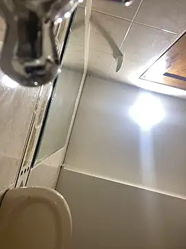 kira ec online show from July 15, 7:30 pm
