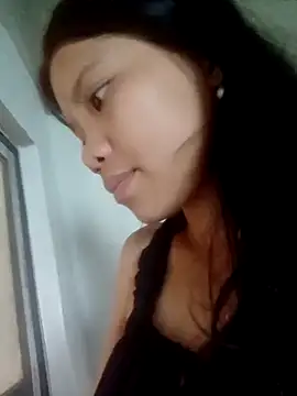 Snapshot of lelenana chatting on May 5, 1:13 am lelenana online show from May 5, 1:13 am