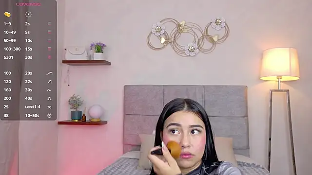Snapshot of Ary_lovely18 chatting on June 3, 12:02 am Ary lovely18 online show from June 3, 12:02 am