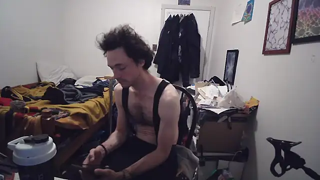 JohnnyMoves online show from May 22, 5:25 am