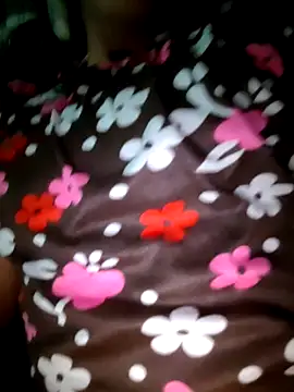 Snapshot of Cute-Nitya_21 chatting on May 19, 6:14 pm Cute-Nitya 21 online show from May 19, 6:14 pm