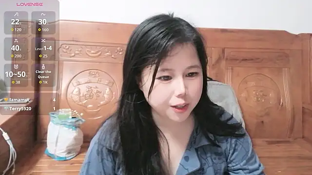 66-hannah-66 online show from April 26, 1:42 pm