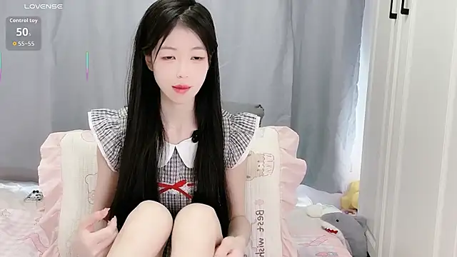 Snapshot of XiaoMei-iiiiii chatting on April 28, 6:51 am XiaoMei-iiiiii online show from April 28, 6:51 am