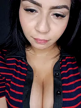 LucyWild8 online show from July 5, 11:45 pm