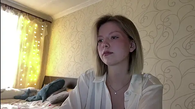 Tonya Silva online show from April 30, 3:51 pm