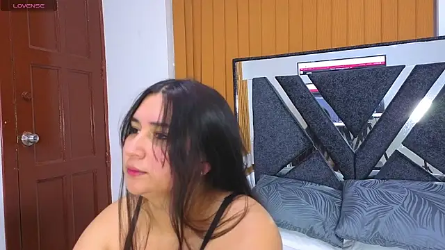 sofiagregorie online show from May 15, 11:50 am