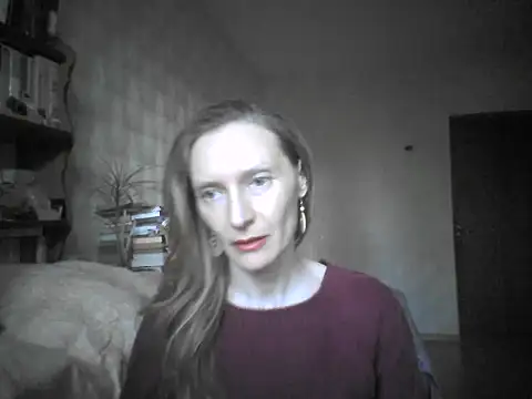 Snapshot of LunaBelle8 chatting on May 15, 4:58 pm LunaBelle8 online show from May 15, 4:58 pm