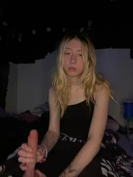 Spoilmedaddy732 online show from June 4, 6:14 pm
