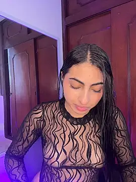 Snapshot of Lily_Rush chatting on April 28, 12:10 pm Lily Rush online show from April 28, 12:10 pm