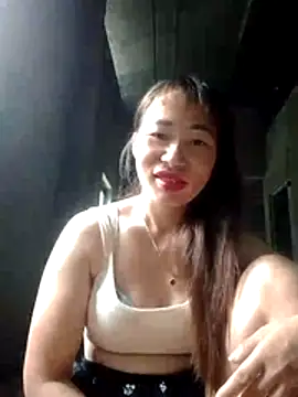 Snapshot of Tieuthu2 chatting on May 19, 1:11 am Tieuthu2 online show from May 19, 1:11 am