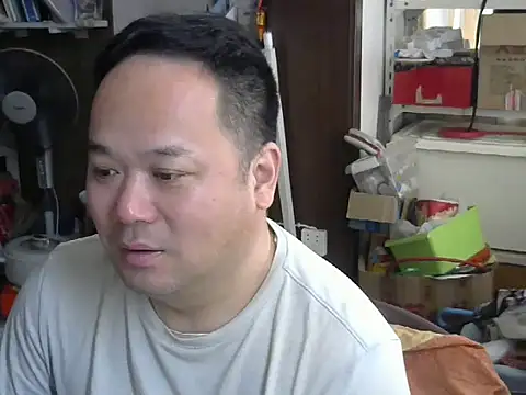 Snapshot of xinxinde123 chatting on May 15, 2:18 am xinxinde123 online show from May 15, 2:18 am