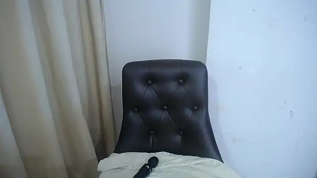 Snapshot of yalachil chatting on May 14, 1:12 am yalachil online show from May 14, 1:12 am