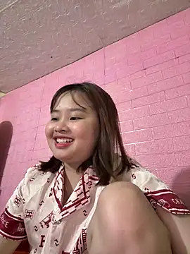 Snapshot of NhungNhun789 chatting on April 19, 6:10 pm NhungNhun789 online show from April 19, 6:10 pm