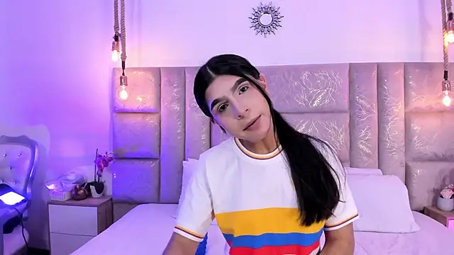 Snapshot of Channel_sofia chatting on June 23, 10:30 pm Channel sofia online show from June 23, 10:30 pm