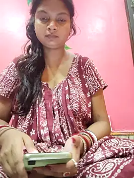 Snapshot of Simupaul001 chatting on May 3, 10:38 pm Simupaul001 online show from May 3, 10:38 pm