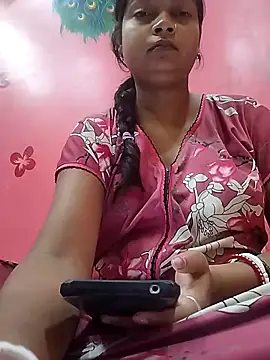 Snapshot of Simupaul001 chatting on May 25, 8:59 pm Simupaul001 online show from May 25, 8:59 pm