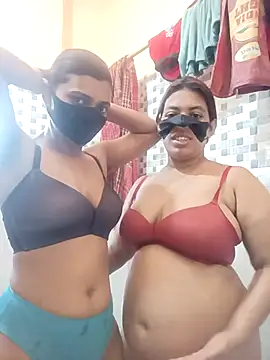 Loving Naughtycouple online show from May 13, 5:16 am