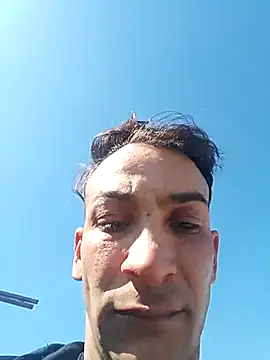 Zoltan223567 online show from April 18, 12:31 pm