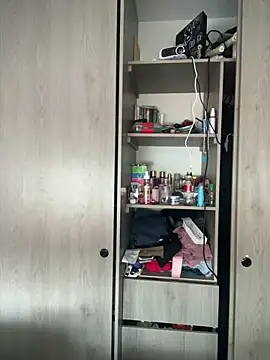 Soffy 20 online show from May 15, 5:42 pm