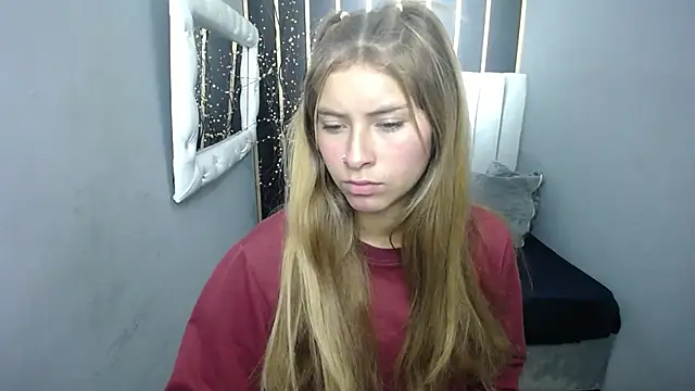 nancy blonde online show from April 27, 12:47 pm