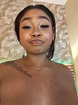 Chloe LaurentXXX online show from June 30, 7:37 pm
