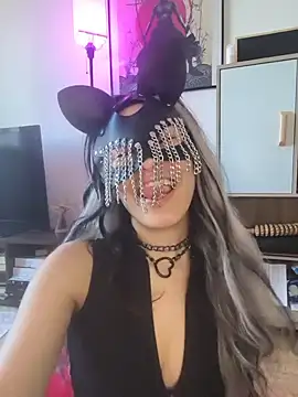 lilianroses online show from July 25, 10:57 am